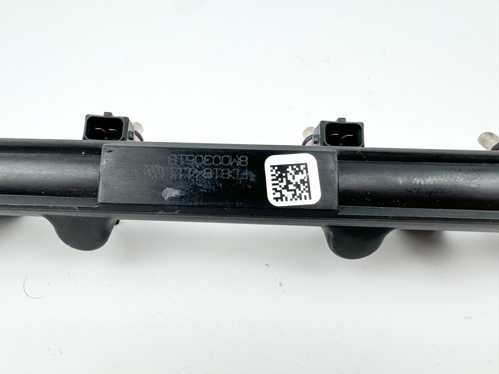 2008 Mercury 90 HP 4 Stroke Outboard Fuel Injector Set W/ Rail 898103T97 OEM