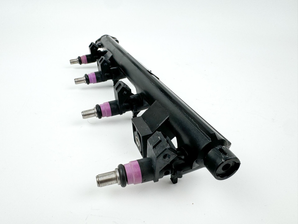 2008 Mercury 90 HP 4 Stroke Outboard Fuel Injector Set W/ Rail 898103T97 OEM