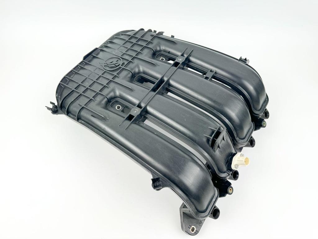 2008 Mercury 90 HP 4 Stroke Outboard Intake Manifold 8M6002790 OEM