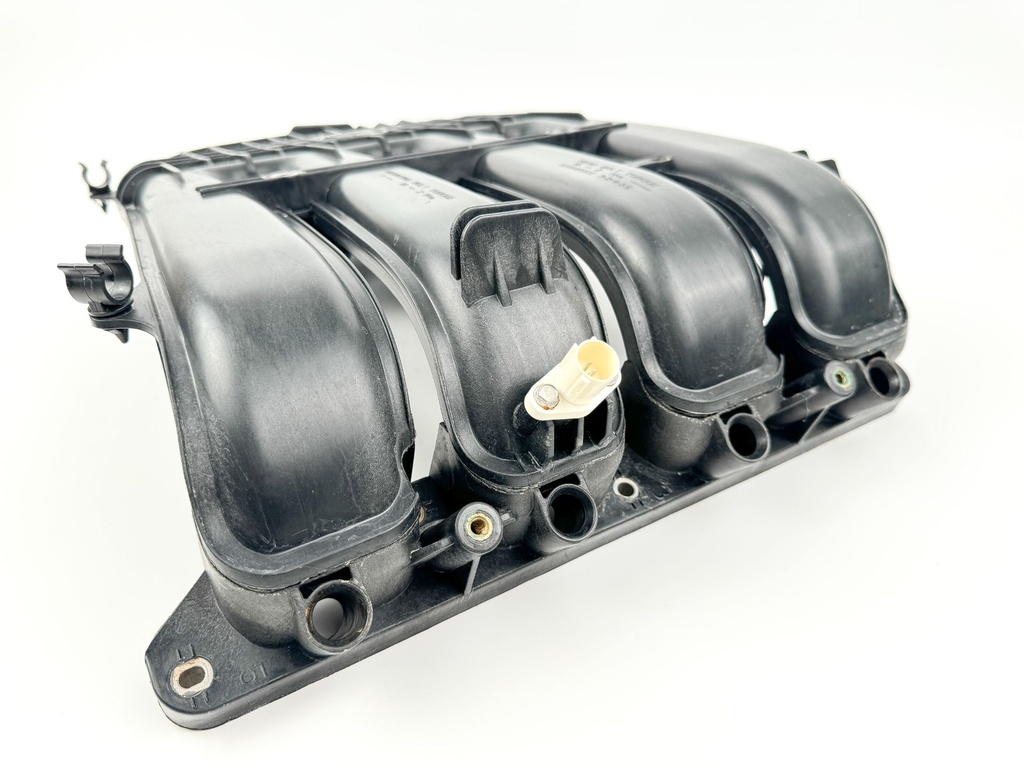 2008 Mercury 90 HP 4 Stroke Outboard Intake Manifold 8M6002790 OEM