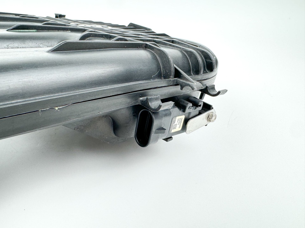 2008 Mercury 90 HP 4 Stroke Outboard Intake Manifold 8M6002790 OEM