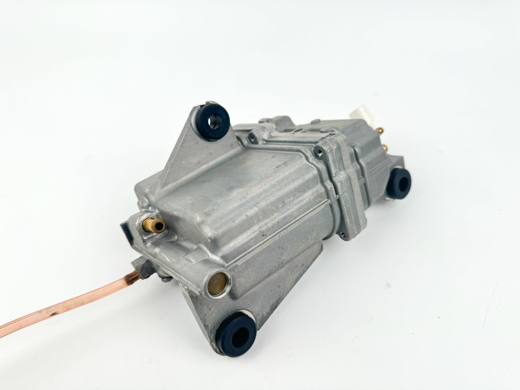 2018 Suzuki 150 HP 4 Stroke Outboard Vapor Separator Tank VST 15600-96J12 OEM