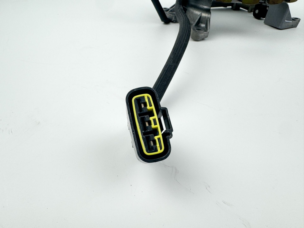 2018 Yamaha 150 HP 4 Stroke Outboard Coil Pulser Base Stator Assembly 63P-81460-00-00 OEM