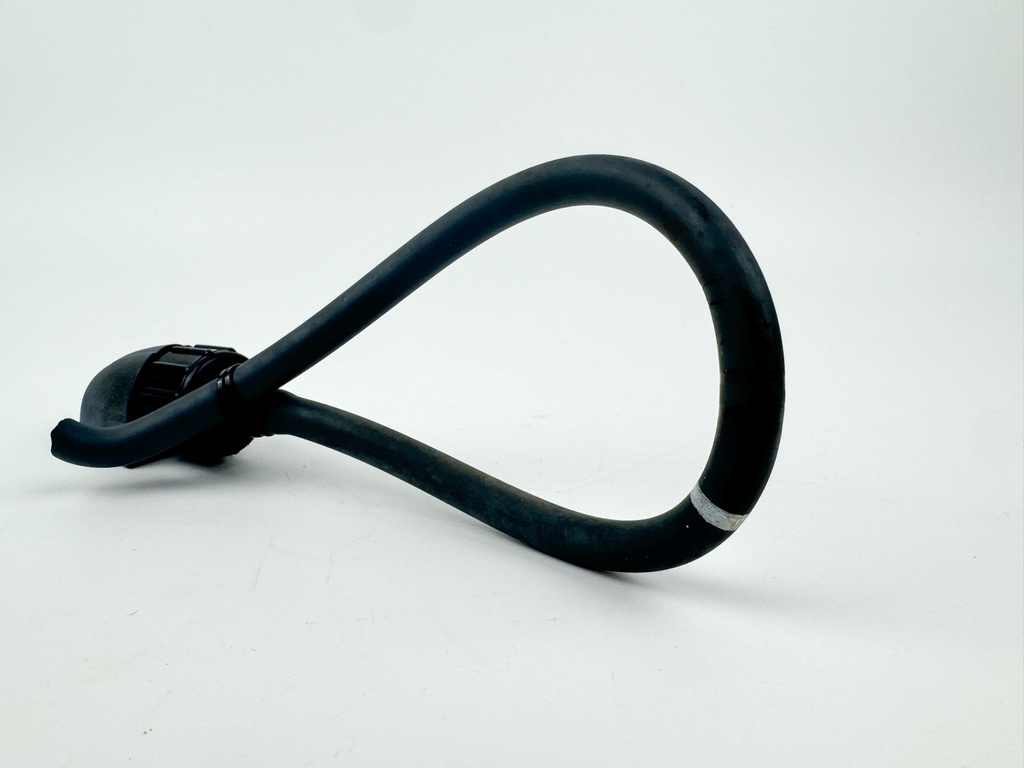 2018 Yamaha 150 HP 4 Stroke Outboard Fresh Water Flush Port 6AW-12572-00-00 OEM