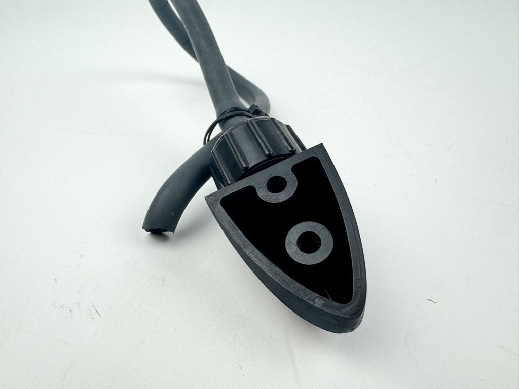 2018 Yamaha 150 HP 4 Stroke Outboard Fresh Water Flush Port 6AW-12572-00-00 OEM