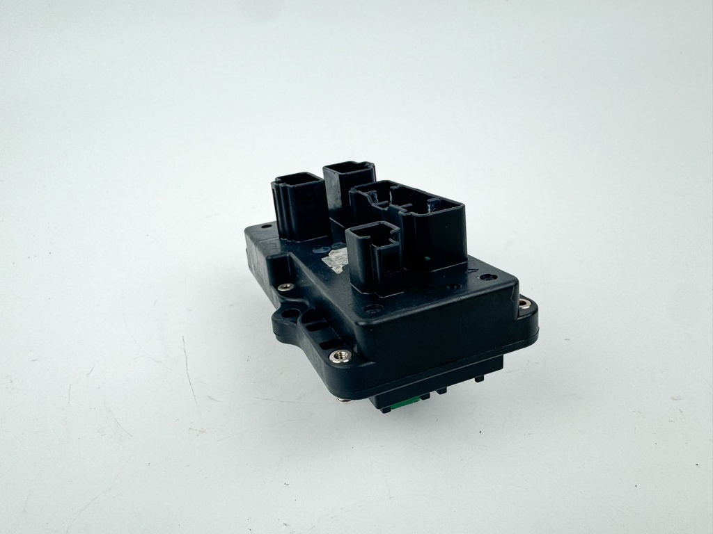 2018 Yamaha 150 HP 4 Stroke Outboard Fuse Box 63P-82170-02-00 OEM