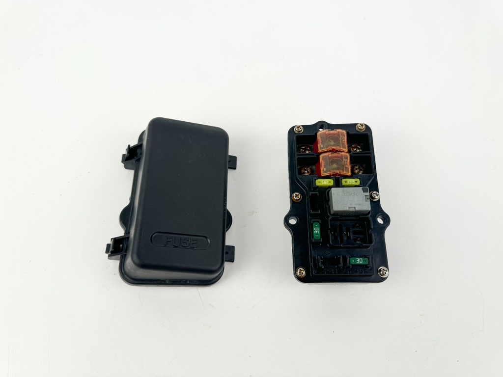 2018 Yamaha 150 HP 4 Stroke Outboard Fuse Box 63P-82170-02-00 OEM