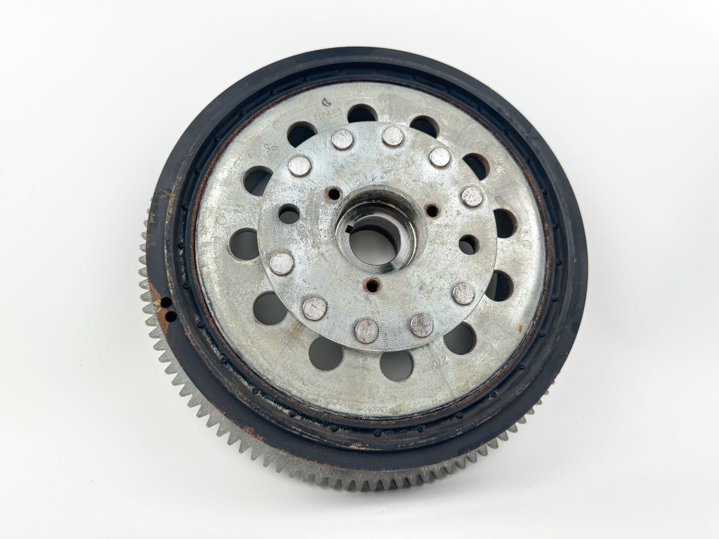 2018 Yamaha 150 HP 4 Stroke Outboard Flywheel Rotor 63P-81450-00-00 OEM