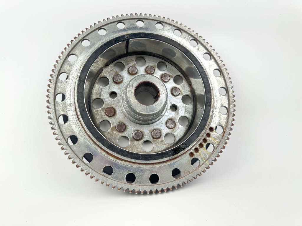 2018 Yamaha 150 HP 4 Stroke Outboard Flywheel Rotor 63P-81450-00-00 OEM