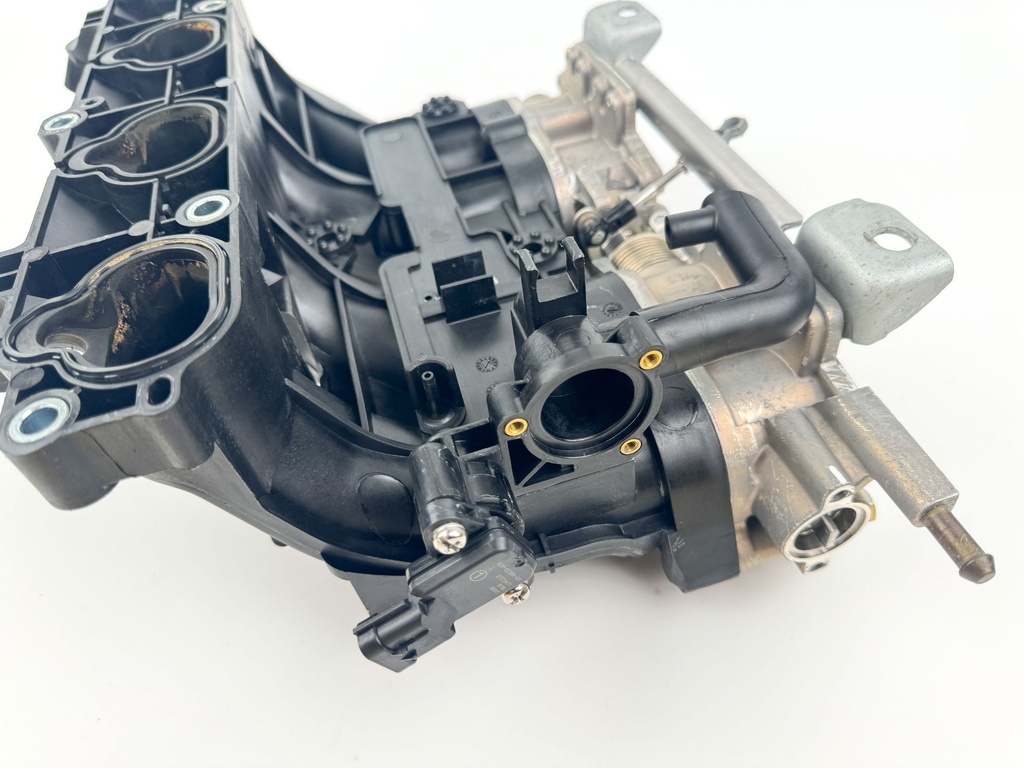 2018 Yamaha 150 HP 4 Stroke Outboard Intake Manifold & Throttle Body 63P-13751-20-00 OEM