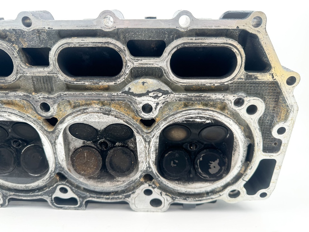 2011+ Yamaha F150 150 HP 4 Stroke Outboard Cylinder Head Complete