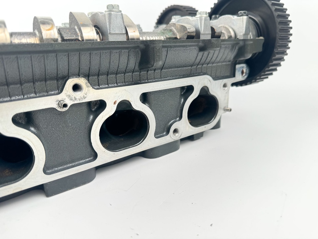 2011+ Yamaha F150 150 HP 4 Stroke Outboard Cylinder Head Complete