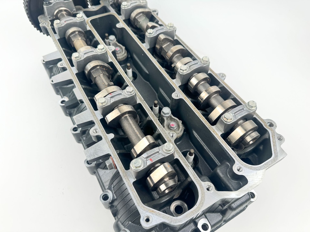 2011+ Yamaha F150 150 HP 4 Stroke Outboard Cylinder Head Complete