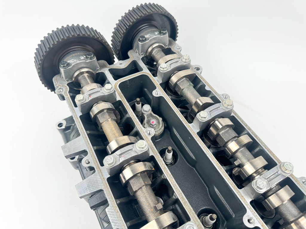 2011+ Yamaha F150 150 HP 4 Stroke Outboard Cylinder Head Complete