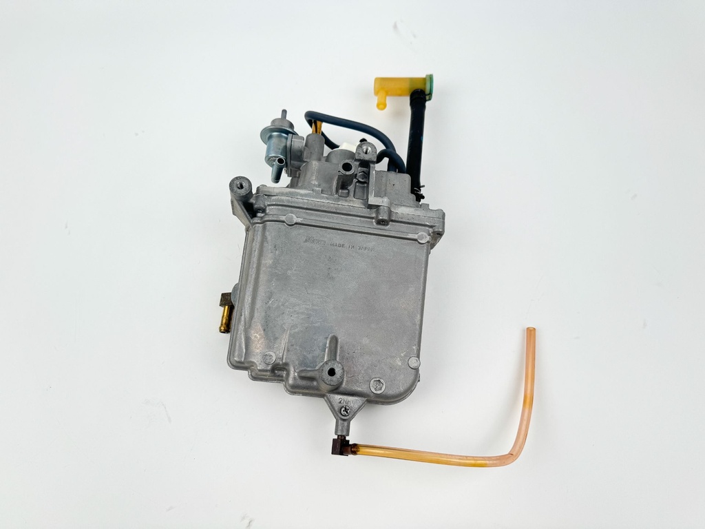 2018 Yamaha 150 HP 4 Stroke Outboard VST Float Chamber Assembly 63P-14180-20-00 OEM