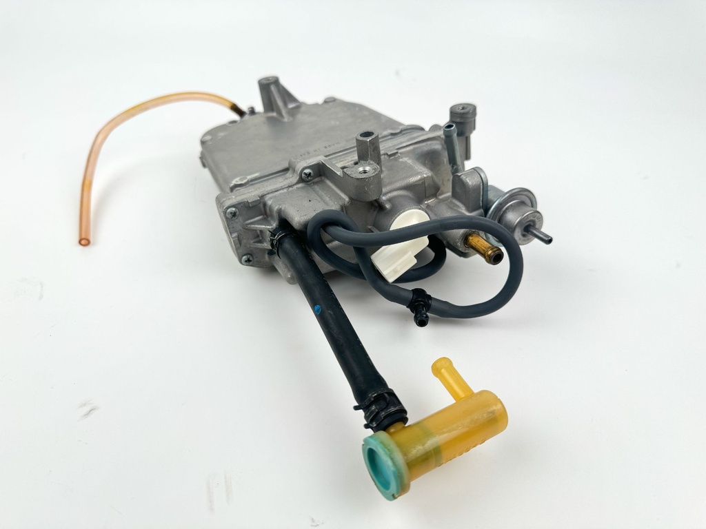 2018 Yamaha 150 HP 4 Stroke Outboard VST Float Chamber Assembly 63P-14180-20-00 OEM