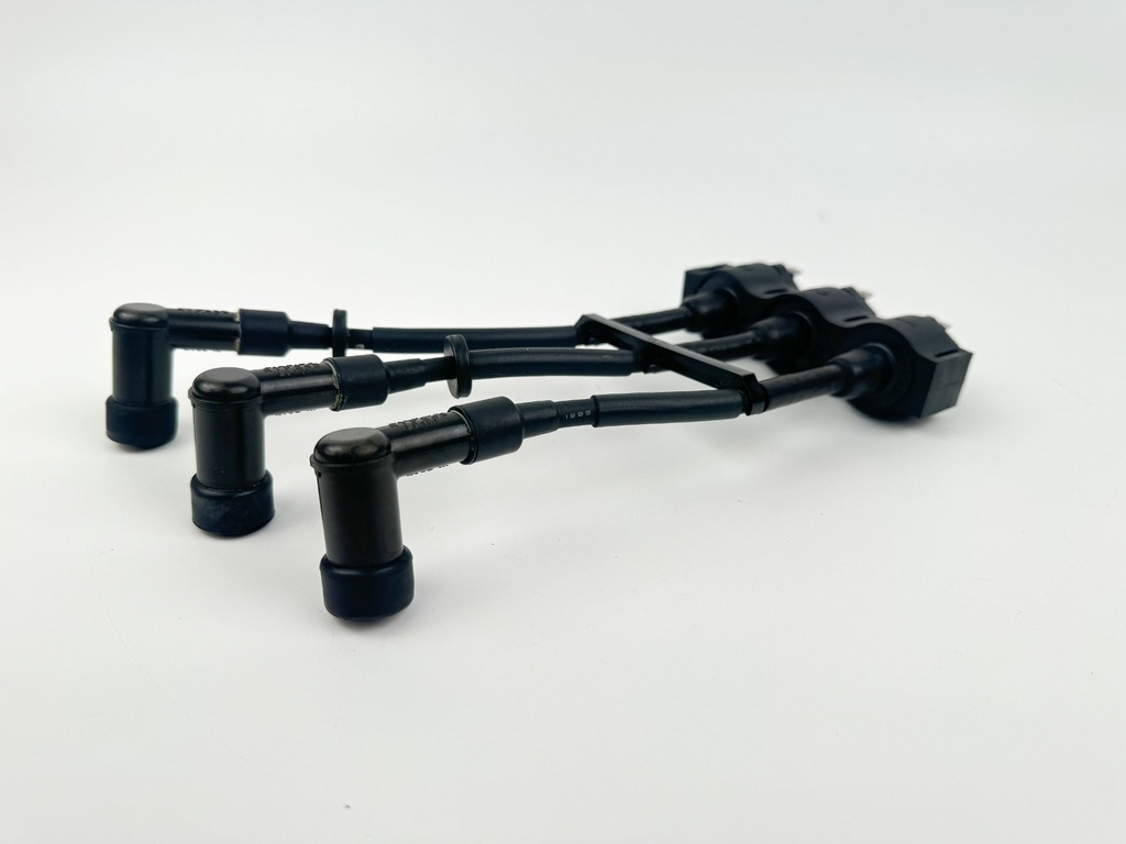 2002 Honda 40 HP 4 Stroke Outboard Ignition Coil Set 30511-ZV5-003 OEM