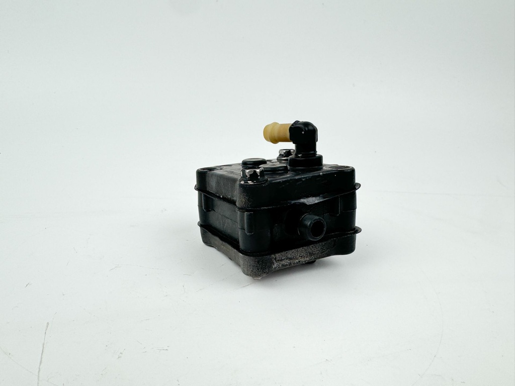 2003 Mercury 150 HP 2 Stroke Outboard Fuel Pump 14360A78 OEM
