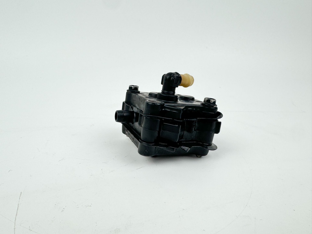 2003 Mercury 150 HP 2 Stroke Outboard Fuel Pump 14360A78 OEM