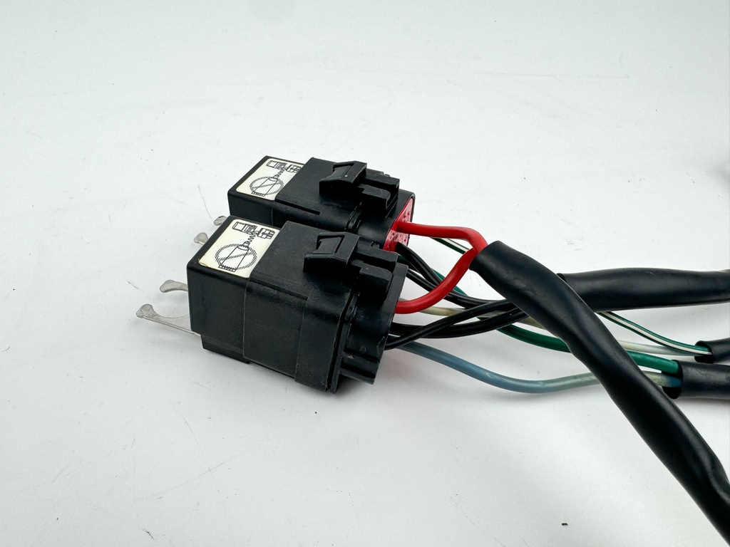 2003 Mercury 150 HP 2 Stroke Outboard Trim Relay Harness 882751A1 OEM
