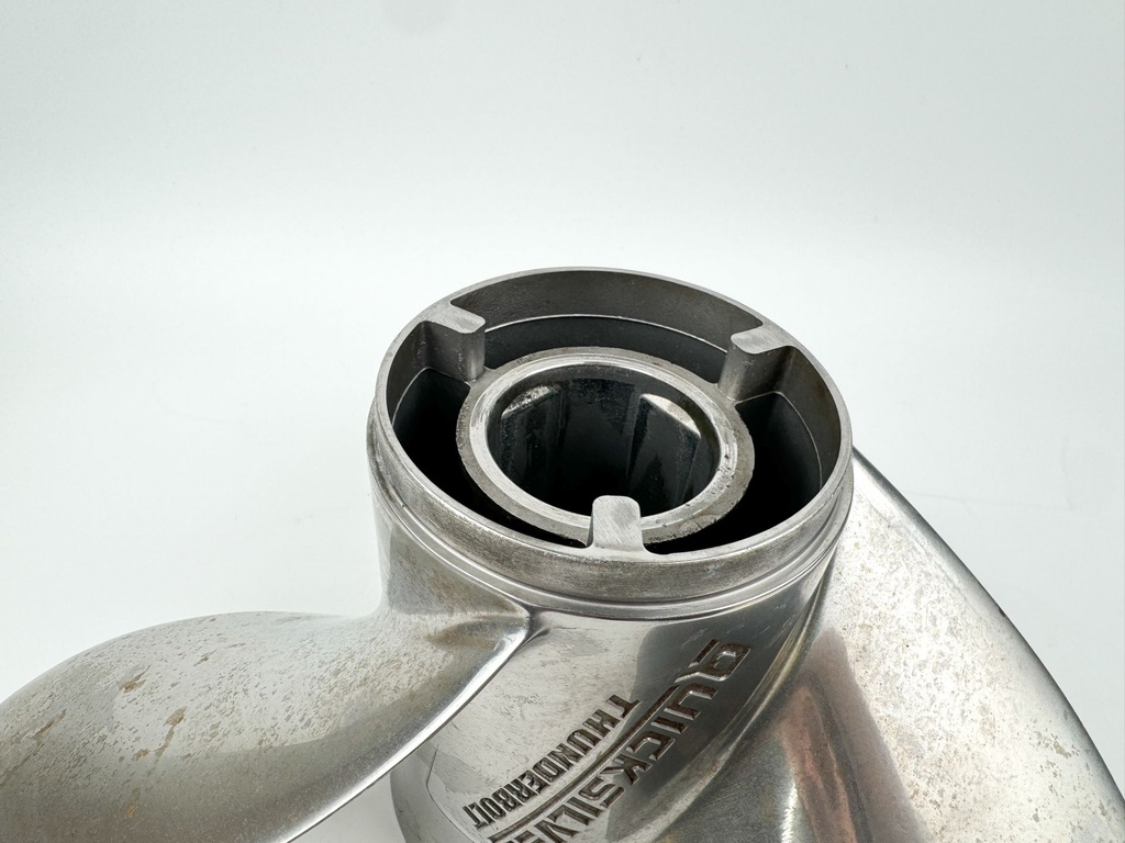 Quicksilver Thunderbolt Stainless Steel Prop Propeller 15 1/2" x 17P 3 Blade