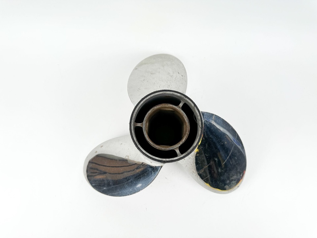 Apollo Michigan Wheel RH Stainless Steel Propeller 13 1/4" x 17P 993144