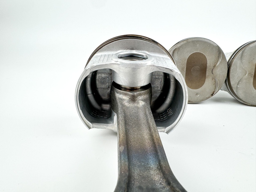 2008 Mercury 90 HP 4 Stroke Outboard Piston & Connecting Rod Set 881210T02 OEM