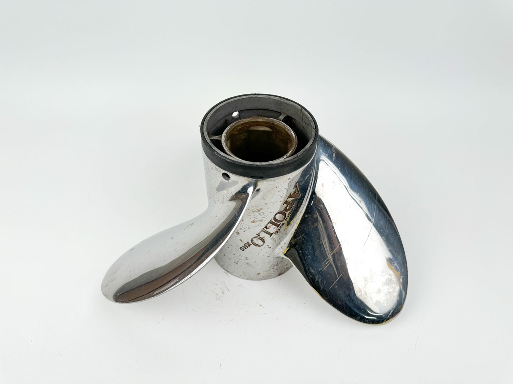 Apollo Michigan Wheel RH Stainless Steel Propeller 13 1/4" x 17P 993144