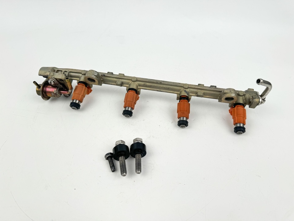 2005 Yamaha 115 HP 4 Stroke Outboard Fuel Injector Set W/ Rail OEM