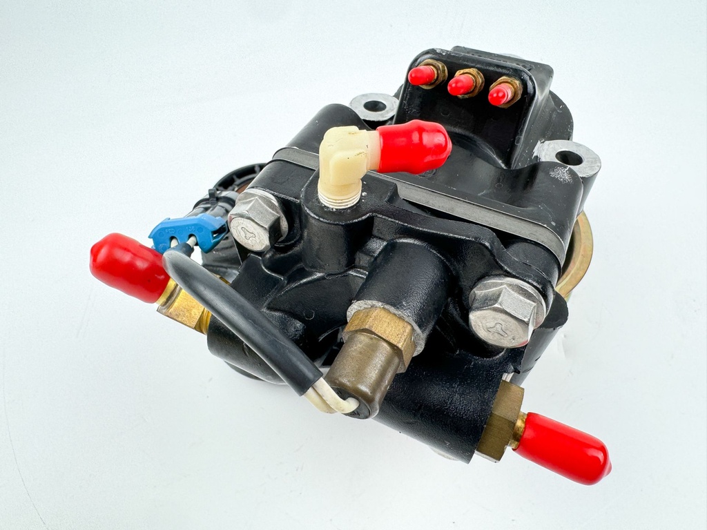 2009 Mercury 75 HP 2 Stroke Outboard Optimax Air Compressor Assembly 854333T11