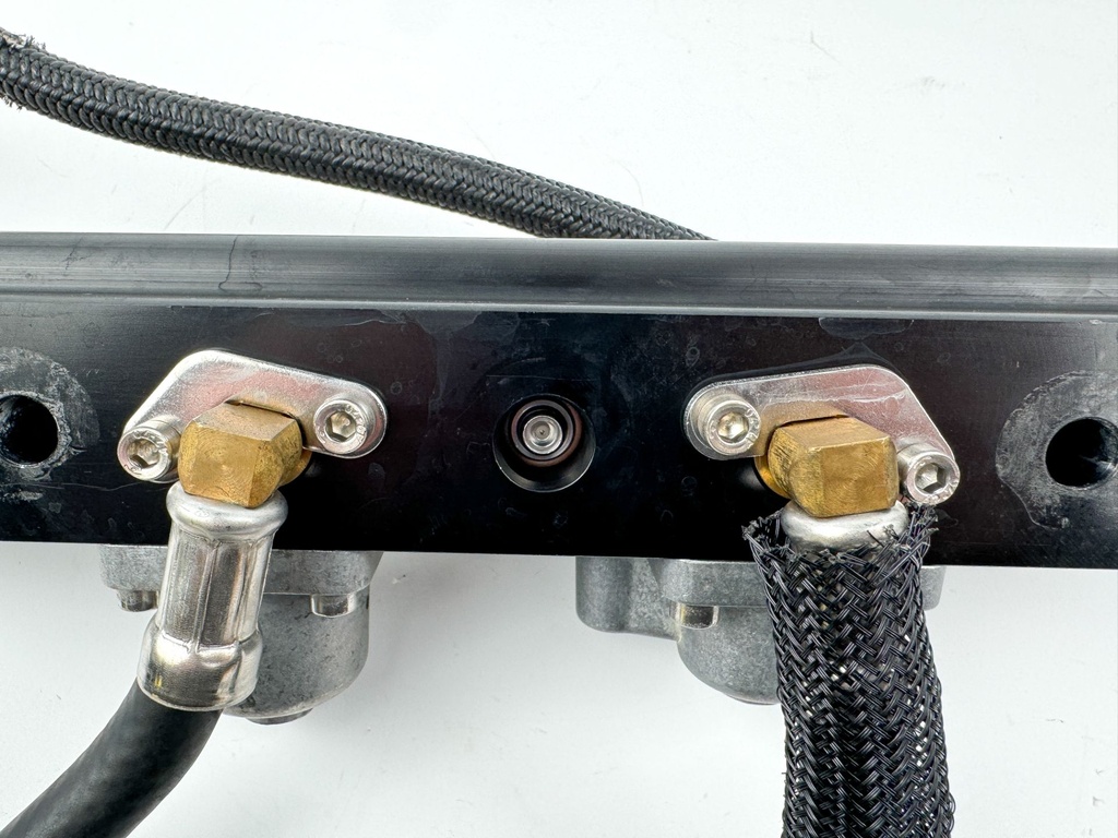 2009 Mercury 75 HP 2 Stroke Outboard Fuel Injector Set W/ Rail 895750T02 OEM