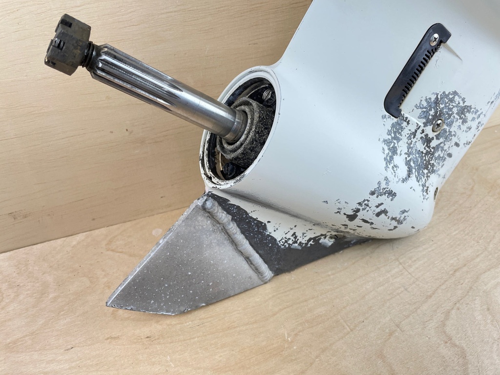 1998 Evinrude Johnson 50HP Outboard 20" Shaft Lower Unit Gearcase Assembly 0435280