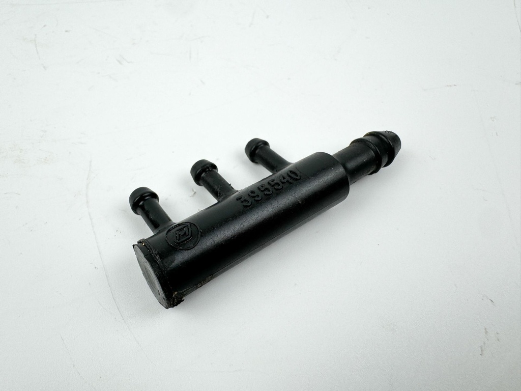 1985-05 Johnson Evinrude 25 28 30 35 40 45 48 50 55 HP Fuel Manifold 5004610