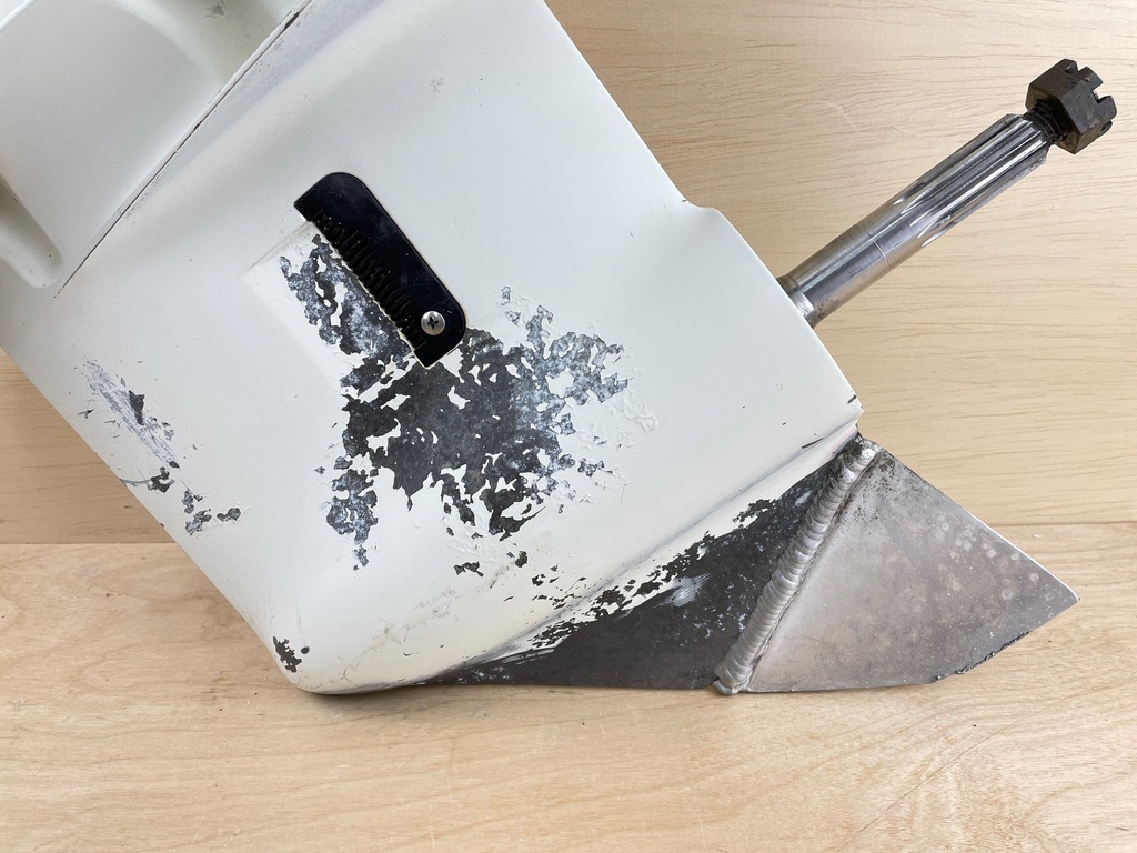 1998 Evinrude Johnson 50HP Outboard 20" Shaft Lower Unit Gearcase Assembly 0435280