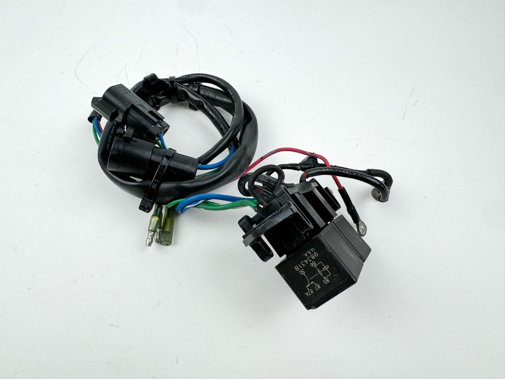 1996 Johnson 50 HP 2 Stroke Outboard Trim Relay Harness 0585015 OEM
