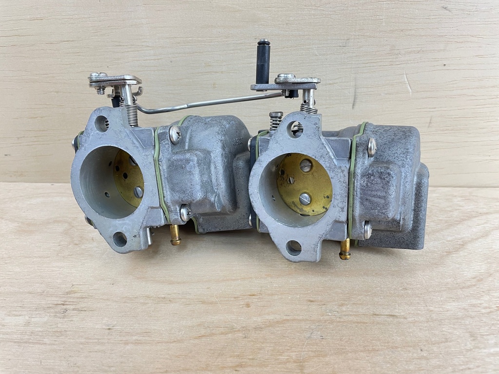 2002 Evinrude Johnson 50HP 2 Stroke Outboard Carburetor Assembly Set 5005352