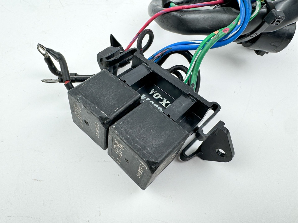 1996 Johnson 50 HP 2 Stroke Outboard Trim Relay Harness 0585015 OEM