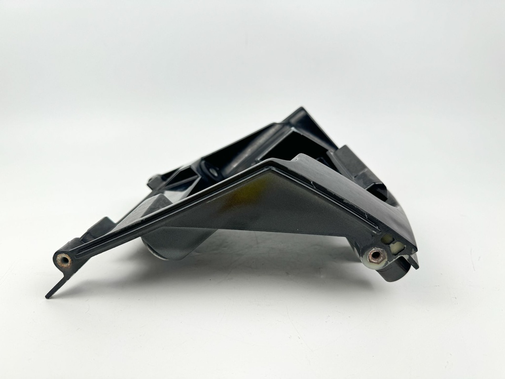 2007 Suzuki 115 HP 4 Stroke Outboard Front Panel Cowling Assembly 61831-90J03-0EP OEM