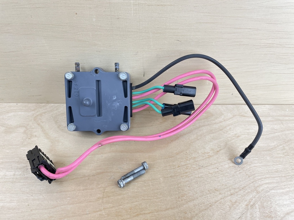 2006 Yamaha 250HP 4 Stroke Outboard Rectifier & Regulator Assembly 6P2-81960-03-00