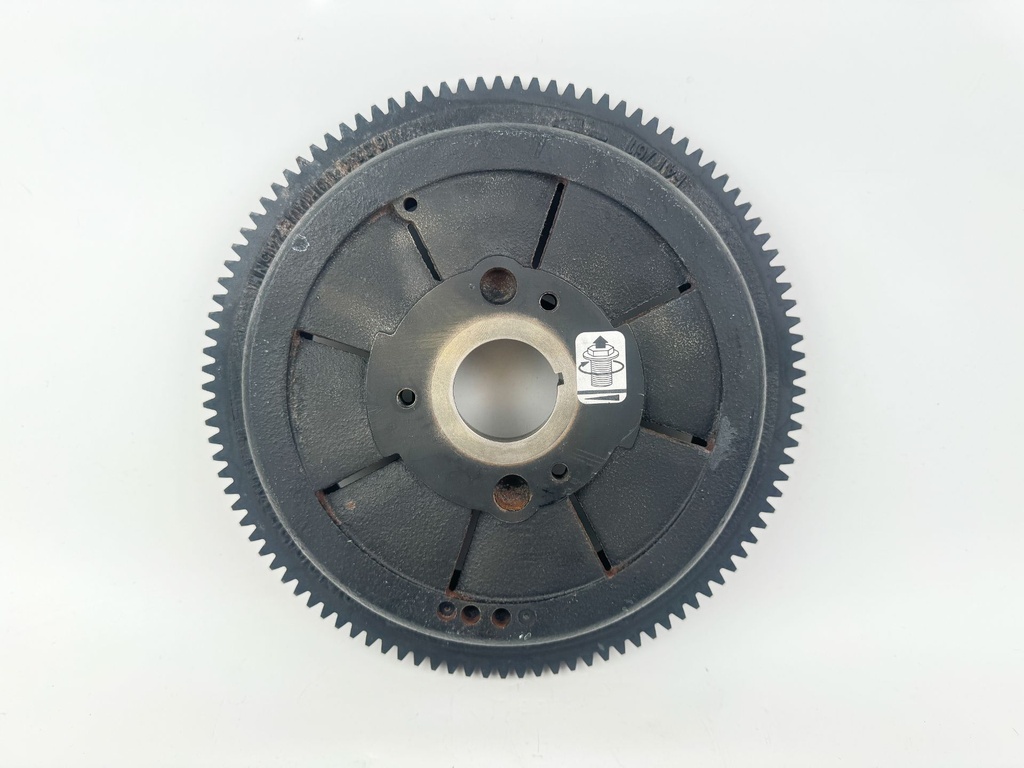 2007 Suzuki 115 HP 4 Stroke Outboard Flywheel OEM