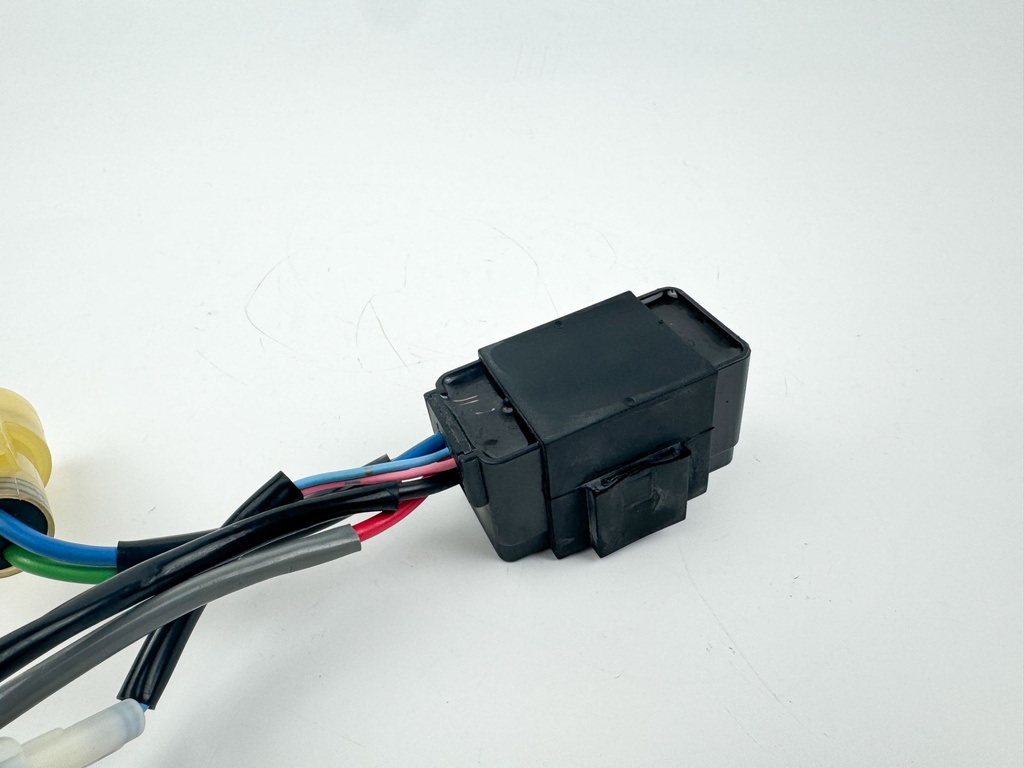 2007 Suzuki 115 HP 4 Stroke Outboard Trim Tilt Relay 38410-93J12 OEM