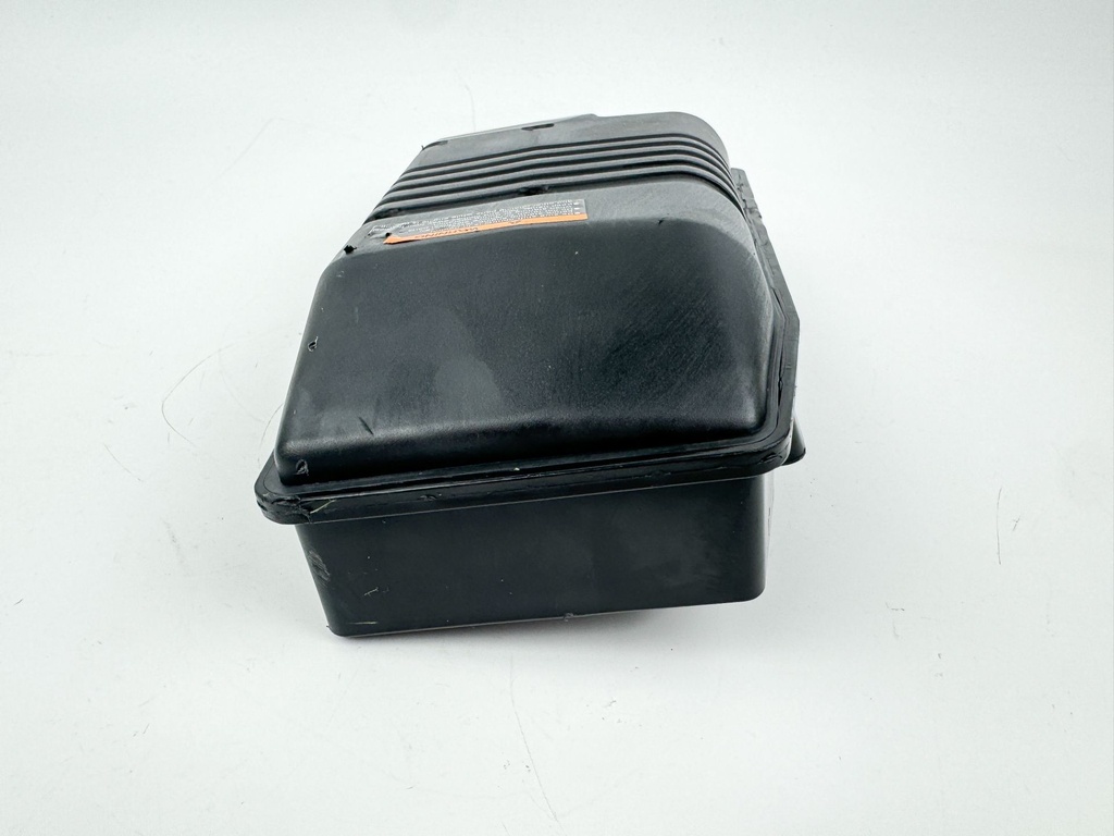 2006 Yamaha 90 HP 2 Stroke Outboard Intake Air Silencer Assembly 6H1-14440-02-00 OEM