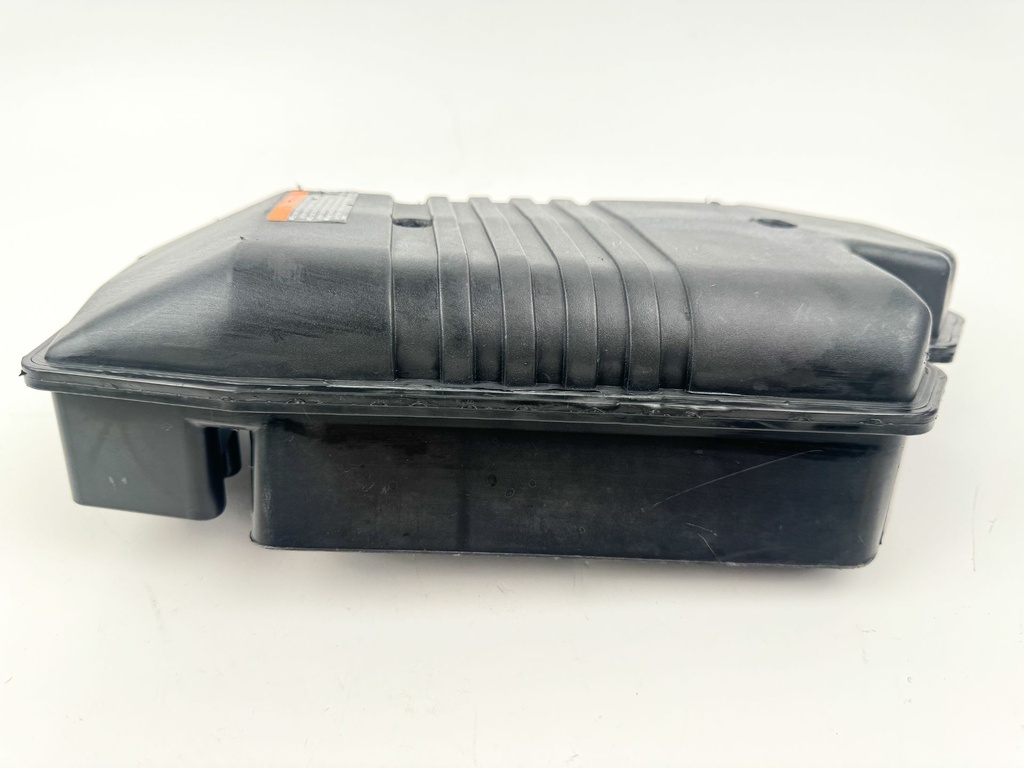 2006 Yamaha 90 HP 2 Stroke Outboard Intake Air Silencer Assembly 6H1-14440-02-00 OEM