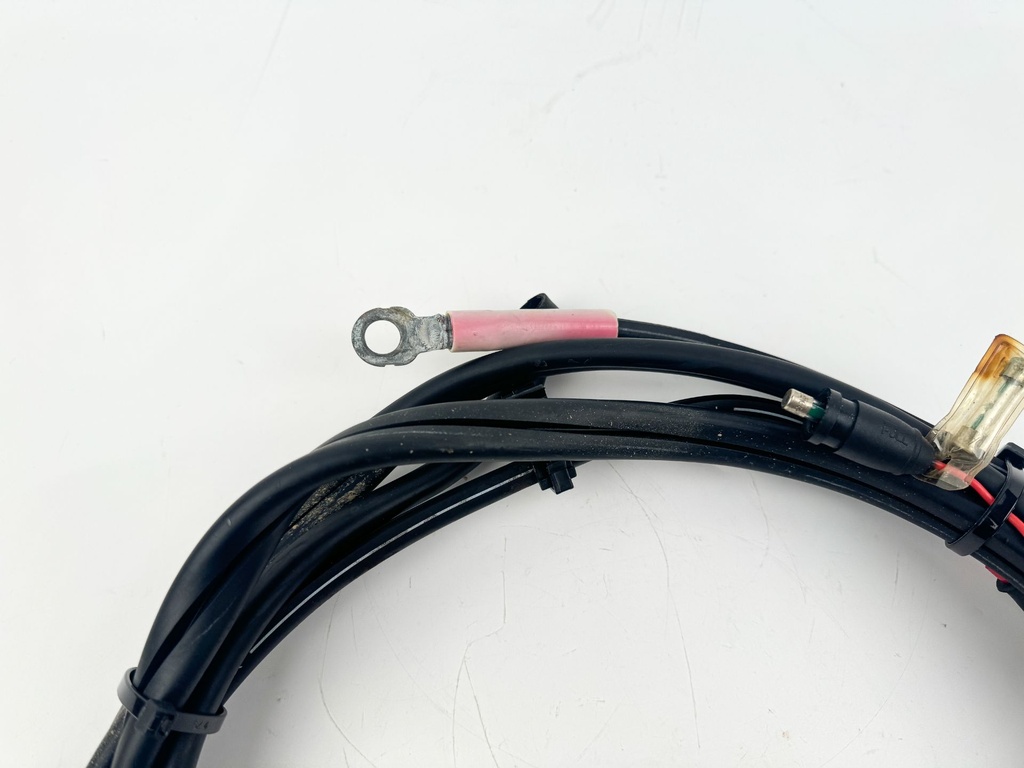 2006 Yamaha 90 HP 2 Stroke Outboard Battery Cables 6H0-82105-J1-00 OEM