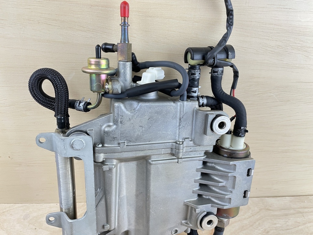 Yamaha 250HP 3.3L Outboard Float Chamber Assembly Fuel Pump 6P2-14180-03-00