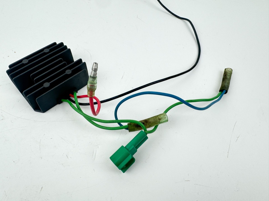 2006 Yamaha 90 HP 2 Stroke Outboard Rectifier & Regulator 6H0-81960-10-00 OEM