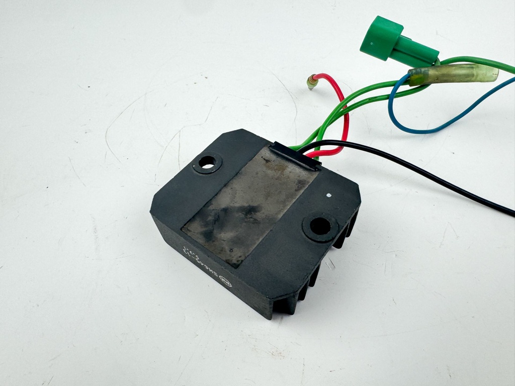 2006 Yamaha 90 HP 2 Stroke Outboard Rectifier & Regulator 6H0-81960-10-00 OEM