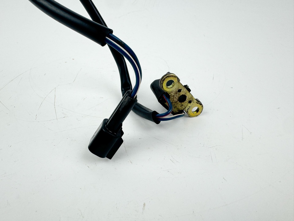 2006 Yamaha 90 HP 2 Stroke Outboard Crankshaft Position Sensor CPS 6H2-85895-01-00 OEM