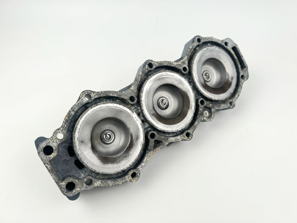 2006 Yamaha 90 HP 2 Stroke Outboard Cylinder Head Set 6H1-11111-01-1S OEM