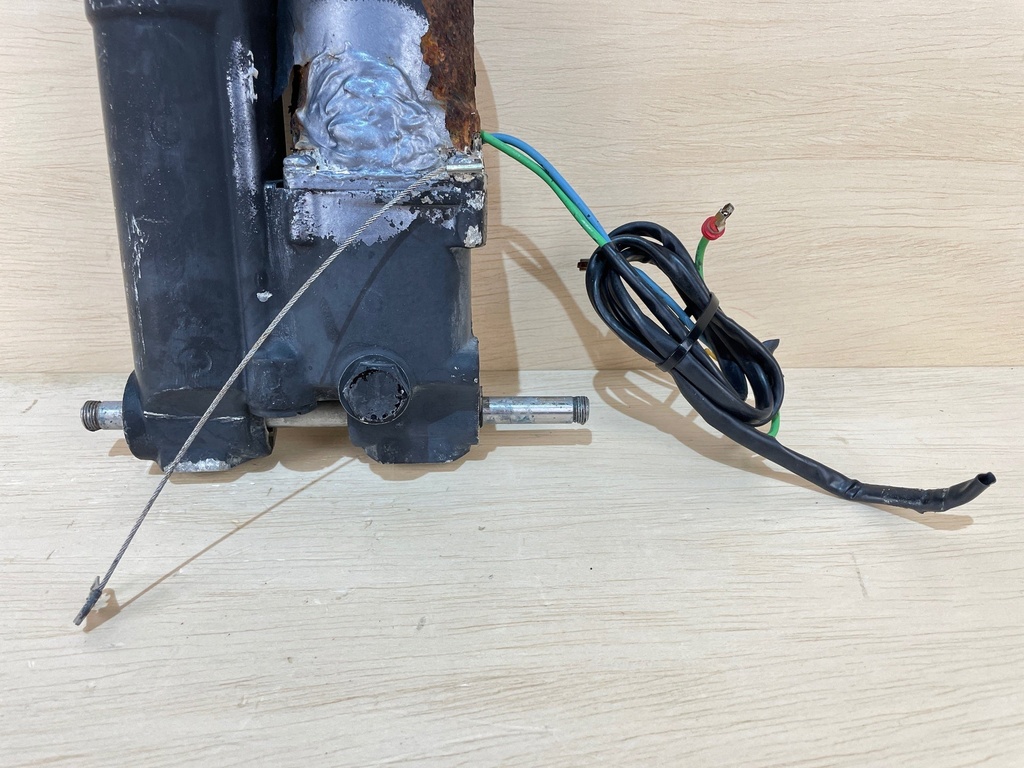 Evinrude Etec 40 50 60 HP Power Trim Tilt Unit Assembly 5005441